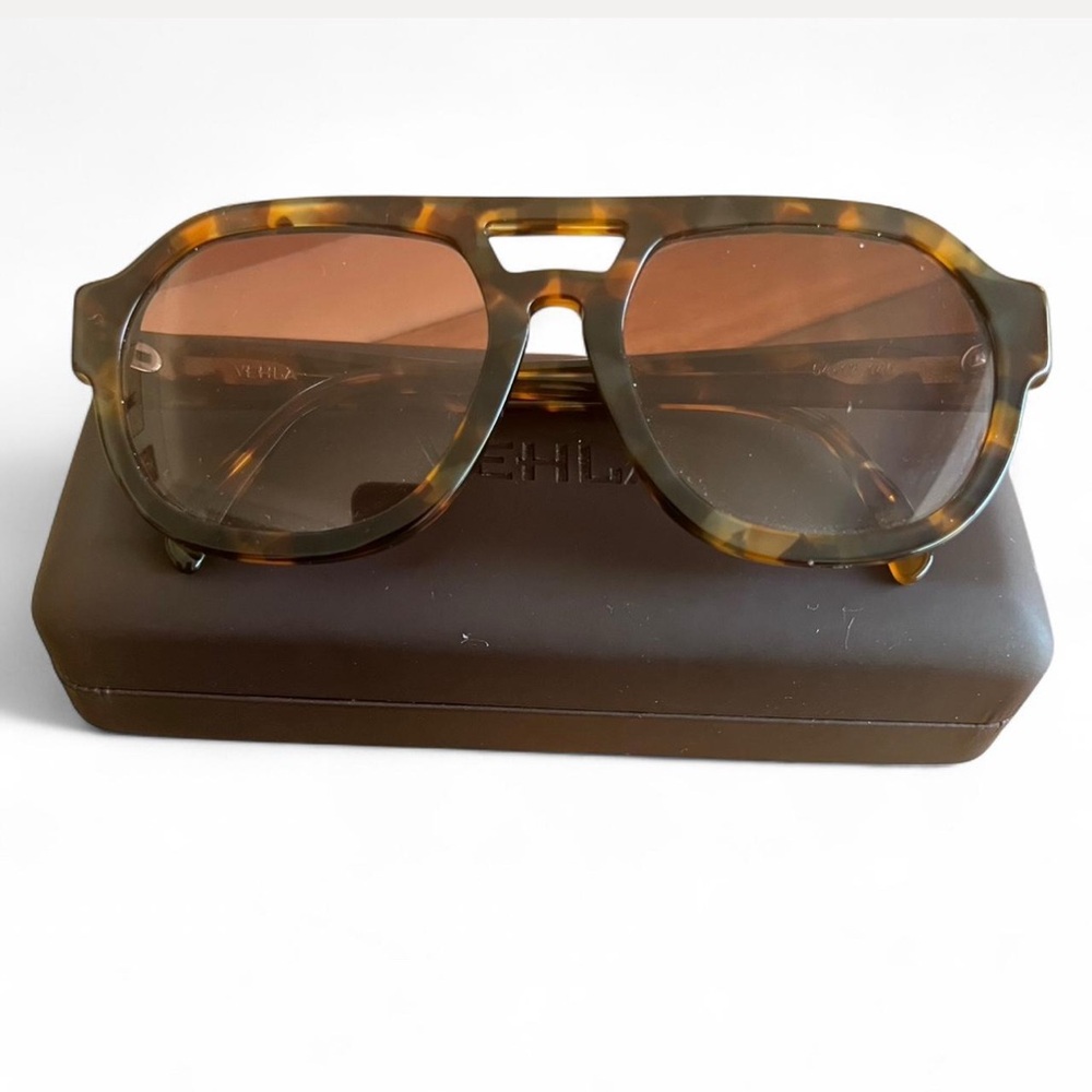 VEHLA Tortoiseshell